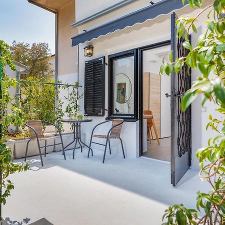 3 Minutes From The Beach: Lovely Studio Apartment PUY Exterior foto